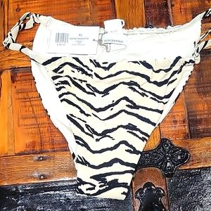 Weworewhat tiger striped bikini bottom size XL New w tags NWT swim Beach Vacay
